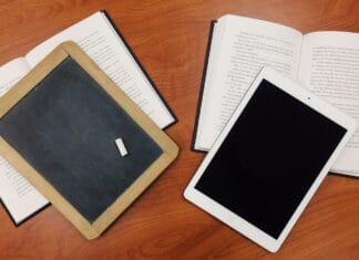 Ignacy Jan Paderewski – Kompozytor, Polityk i Ikona