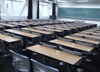 O polskiej sztuce w globalnym kontekście – przegląd wystaw